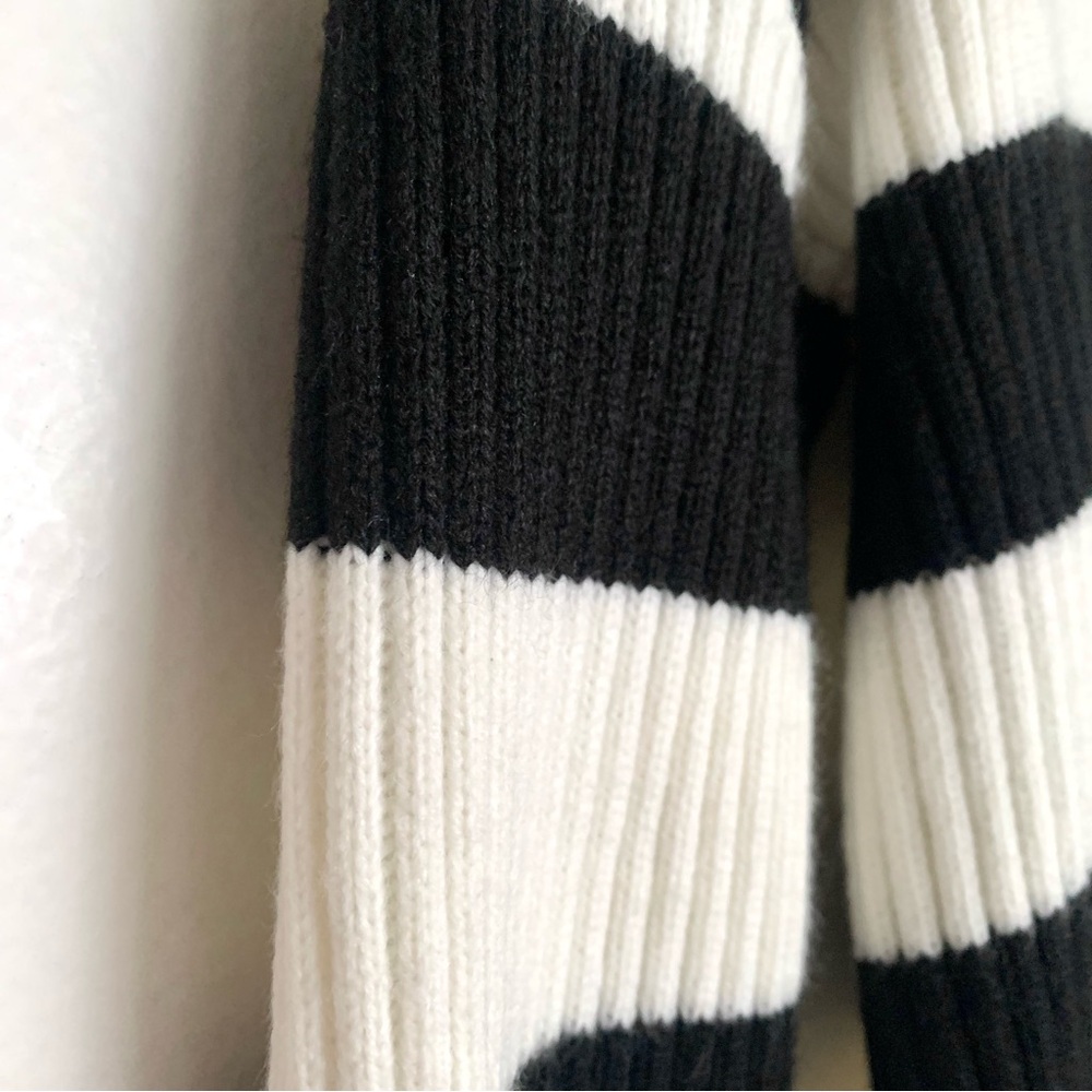 Wild Honey Striped Sweater - Picture 3 of 6